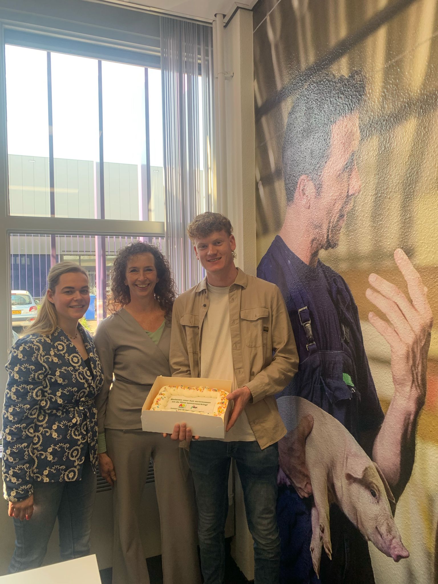 verlening contract foto verlening contract foto